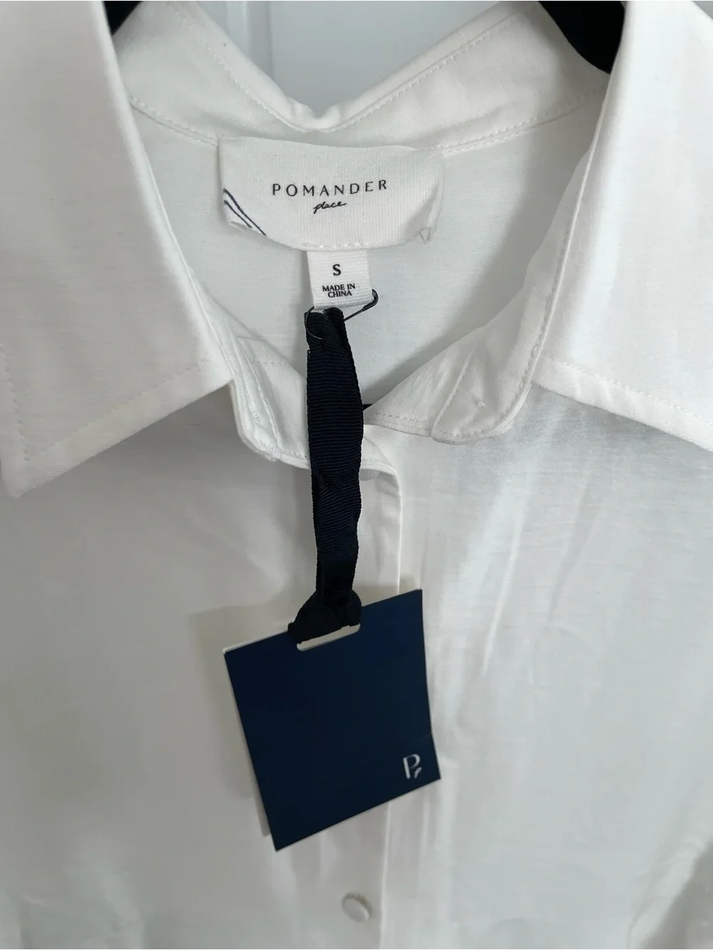 NEW Tuckernuck Pomander Place White Ashlen Blouse NWT.       1